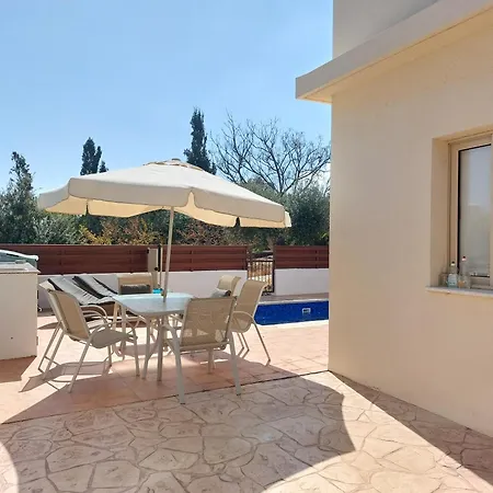 2 Bdr - Walk To Beach! * Protaras