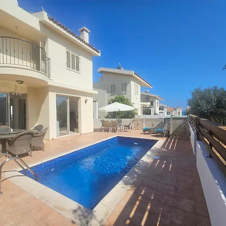 2 Bdr - Walk To Beach! Casa vacanze *