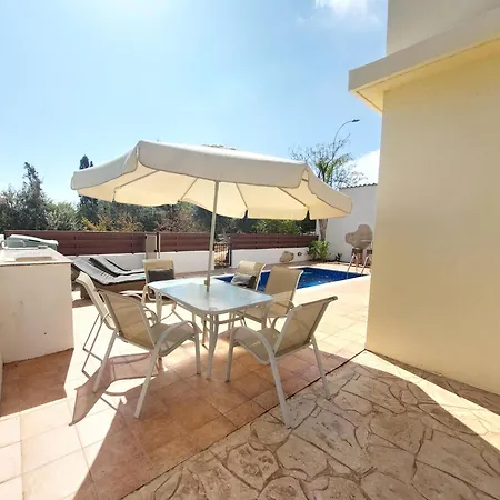 2 Bdr - Walk To Beach! Tatil Evi